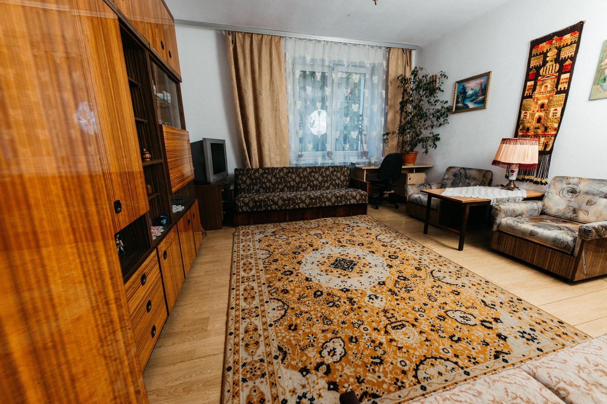 Feel The Old Socialist Style Apartment Krasków Εξωτερικό φωτογραφία