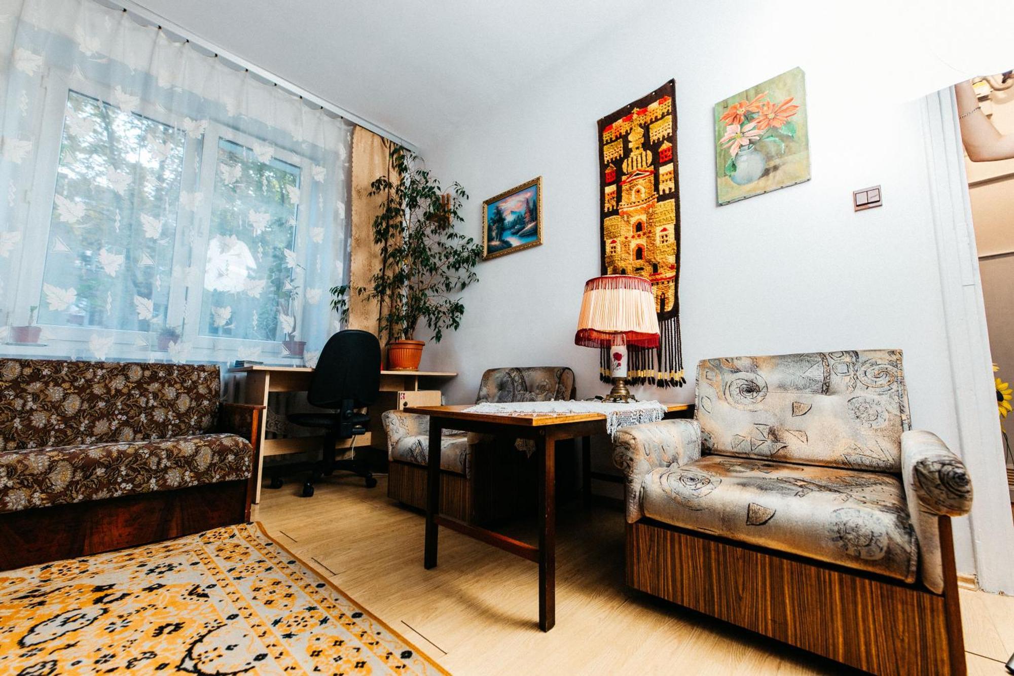 Feel The Old Socialist Style Apartment Krasków Εξωτερικό φωτογραφία