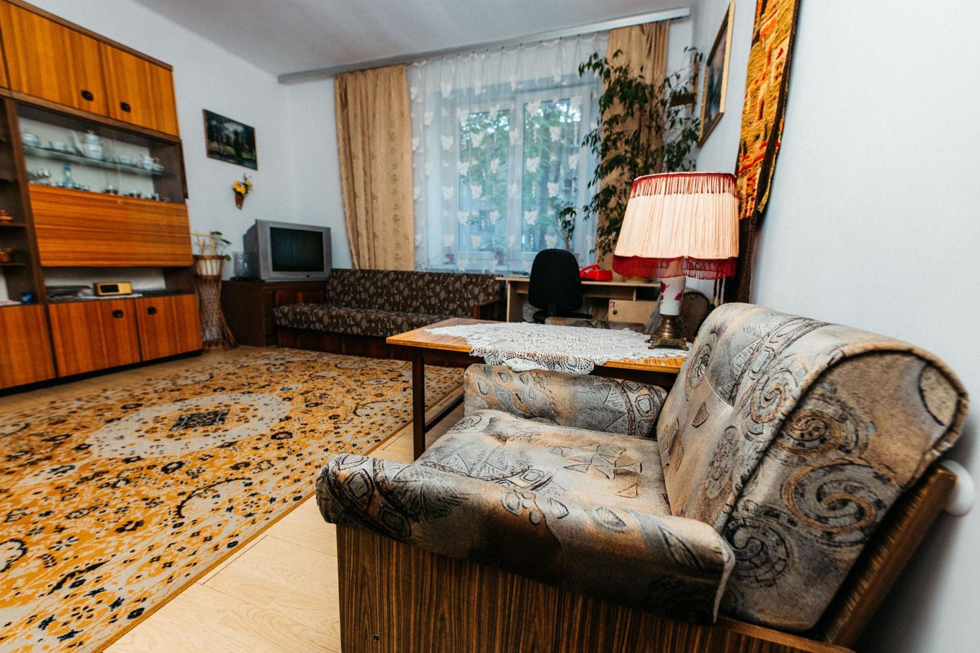 Feel The Old Socialist Style Apartment Krasków Εξωτερικό φωτογραφία